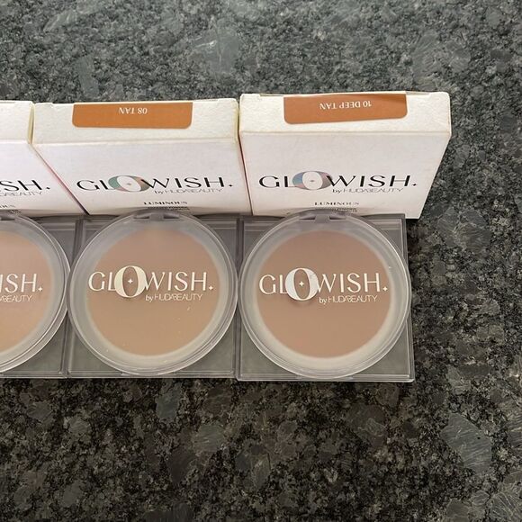 Huda GLOWISH Smoothing Breathable Luminous Pressed Powder 11 shades NEW☀️☀️ - Picture 7 of 8